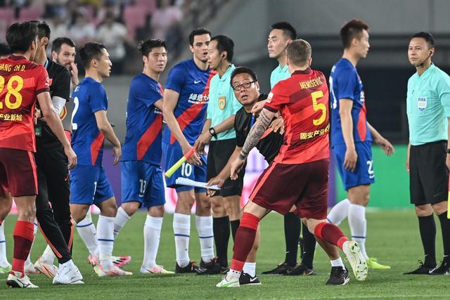 莱因克尔严厉批评曼联共同所有者拉特克里夫：“令人厌恶